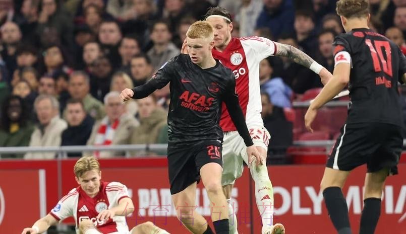 阿斯:斯特林被推荐给皇马巴萨拜仁切尔西等队